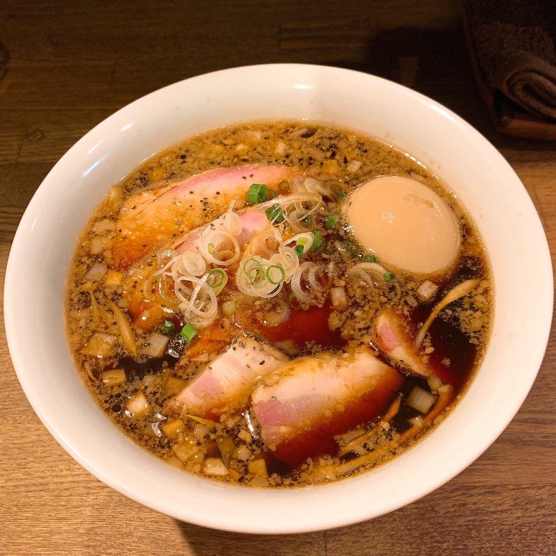 ブラックチャーシュー＋味玉(らぁめん鴇 （とき）)