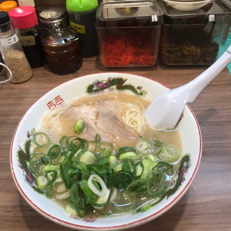 博多ラーメン(博多ラーメン七萬)