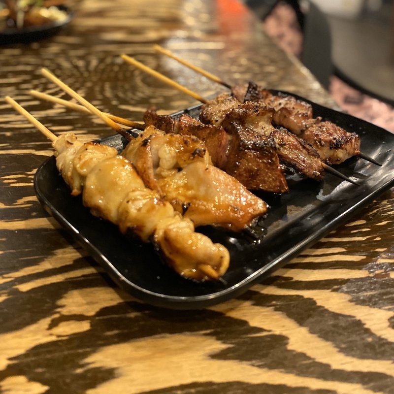 おまかせ5本盛り(ハツ、ハラミ、レバー、ガツシン、シロ)(とんとん大魔王 )