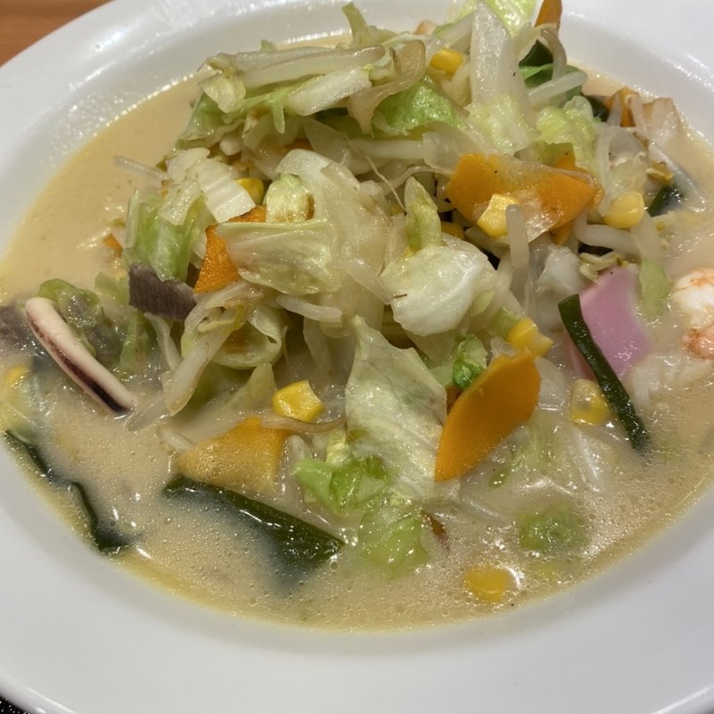 豚骨ちゃんぽん(ちゃんぽん采の宮)