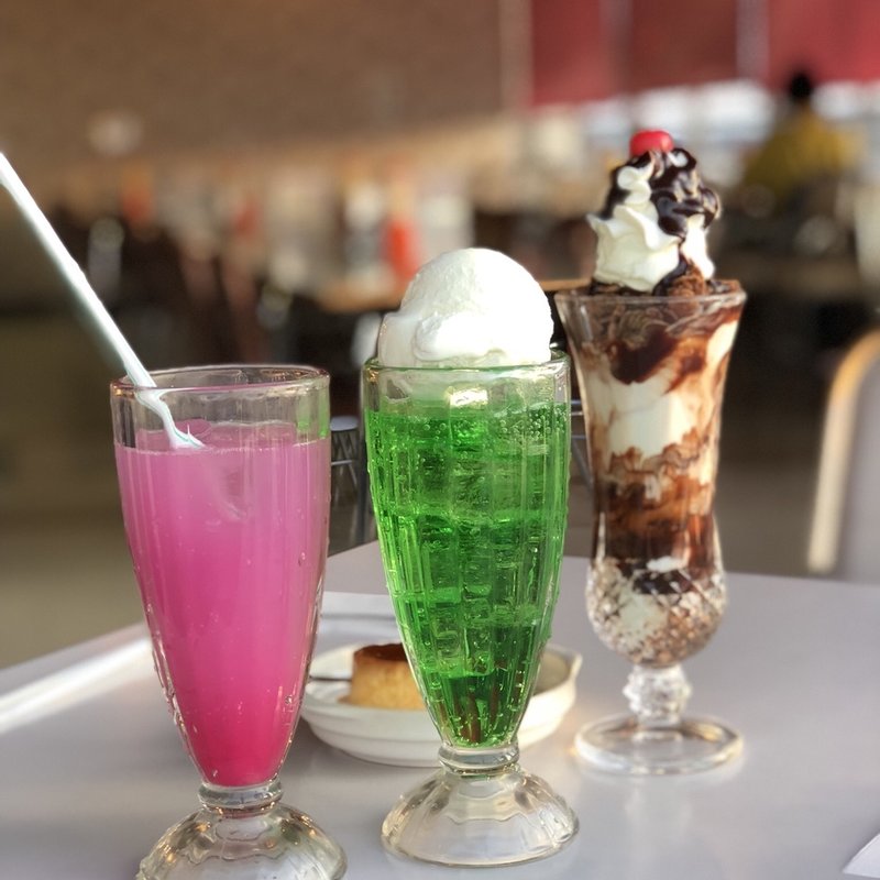 クリームソーダ(マルカンビル大食堂)