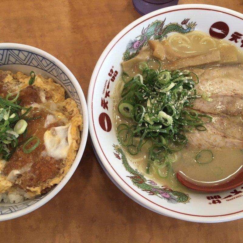 カツ丼定食(天下一品 唐崎店 （てんかいっぴん）)
