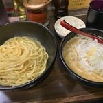 味噌つけ麺(麺処 花田 池袋店 )
