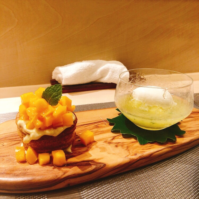 マンゴーのパイ メロンスープ(銀座大石)