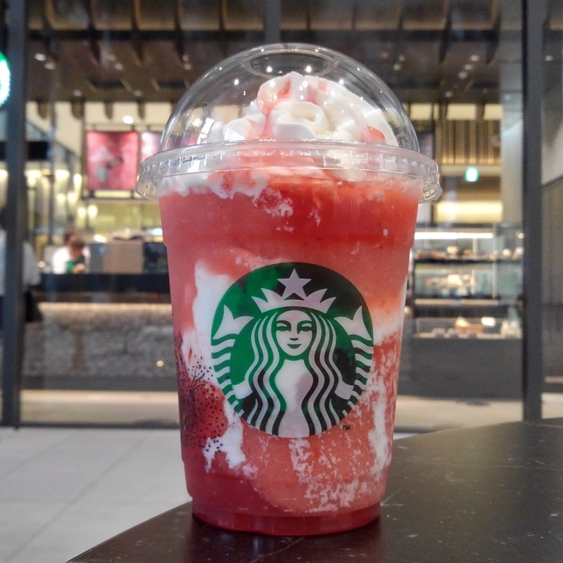 ごろっとイチゴフラペチーノ(スターバックスコーヒー 虎ノ門２丁目タワー店)