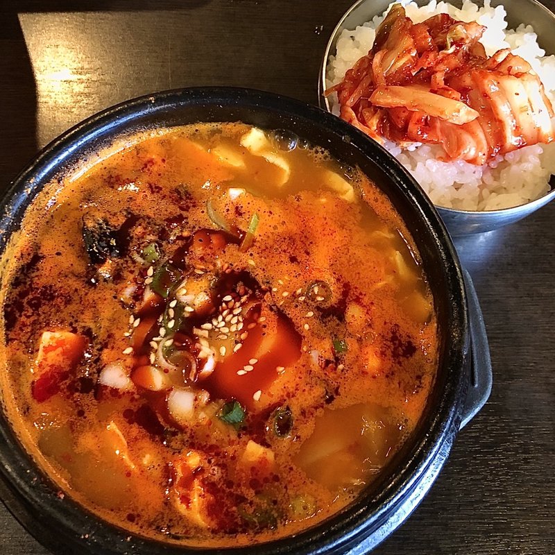 スンドゥブチゲ（ライス付）(ちゃん豚)