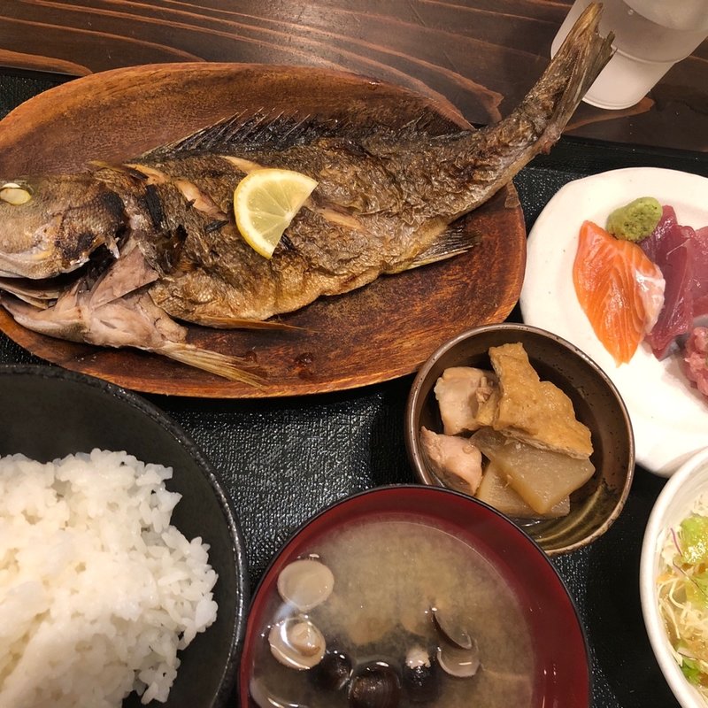 いさき塩焼き(銀座漁港 快海)