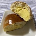 とろ〜りクリームパン