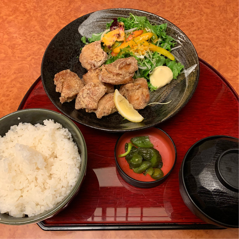 鶏の唐揚げ定食(梵天食堂 南吉成店 )