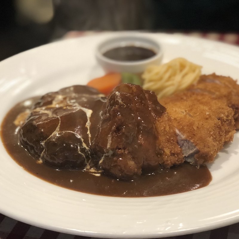 ポークカツレツとハンバーグ(洋食屋 ゆうき)