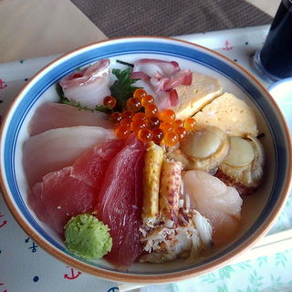 海鮮丼(魚研)
