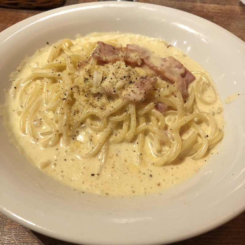 カルボナーラ(ワイン食堂 浅草橋バンバール)