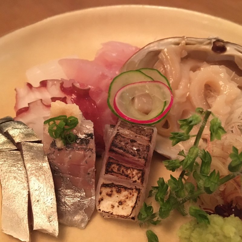 刺身盛り合わせ(浅草 おと)