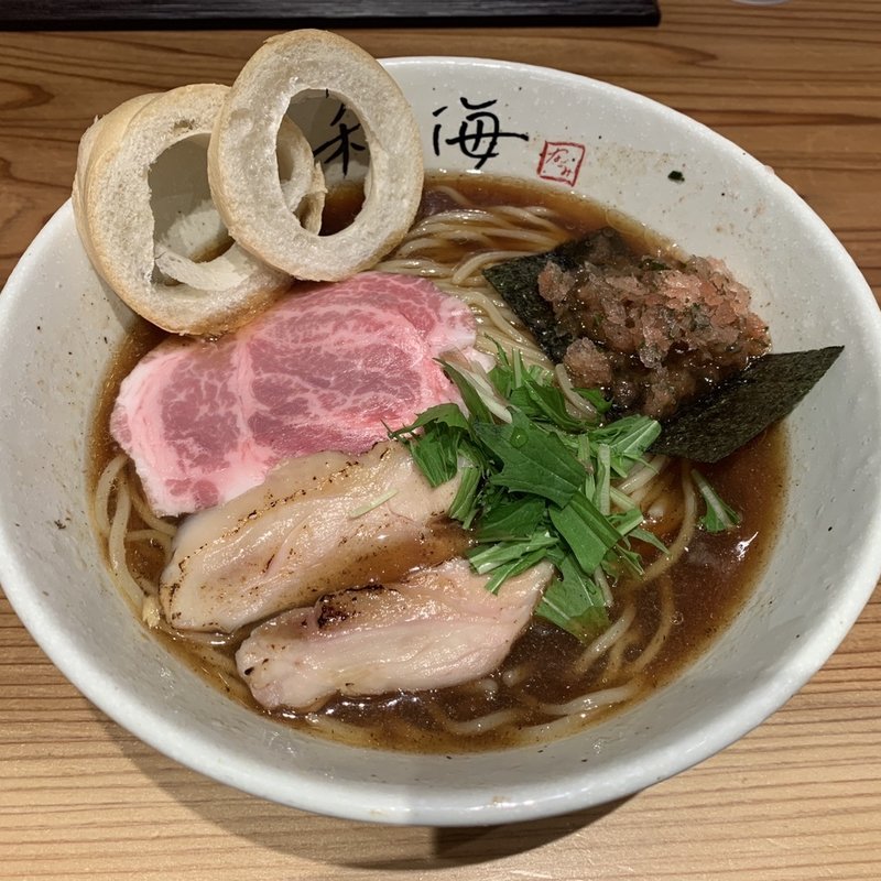 冷たい節しょう油らーめん(らーめん専門 和海 なんばラーメン一座店)