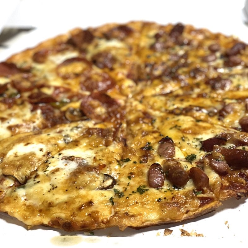 マスカルポーネと熟成サラミ＆スパイシーソーセージ(ピザーラ 中の島店)