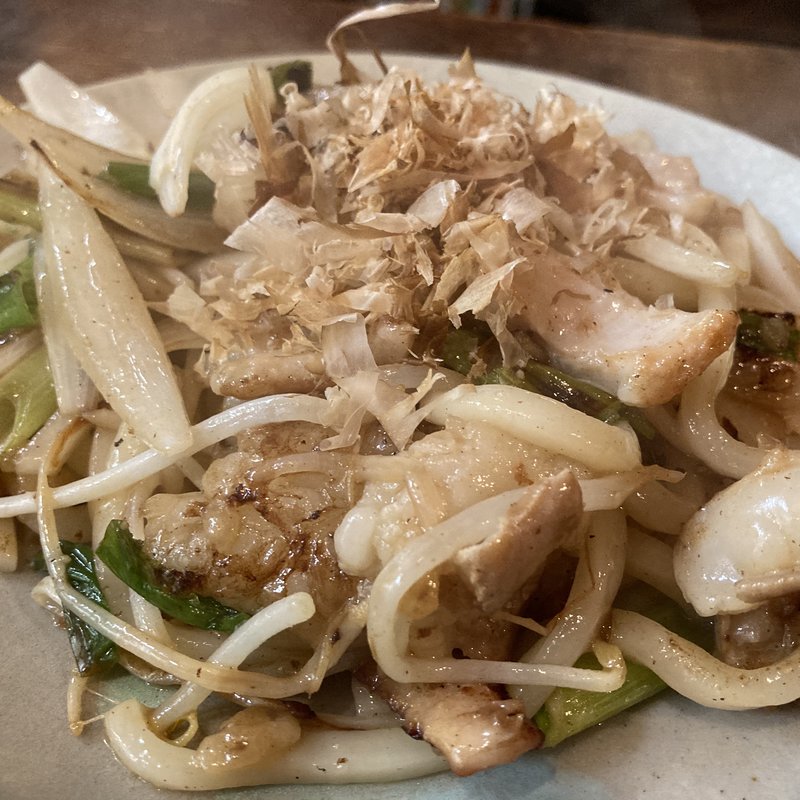 塩ホルモンうどん(鉄板焼まねき)