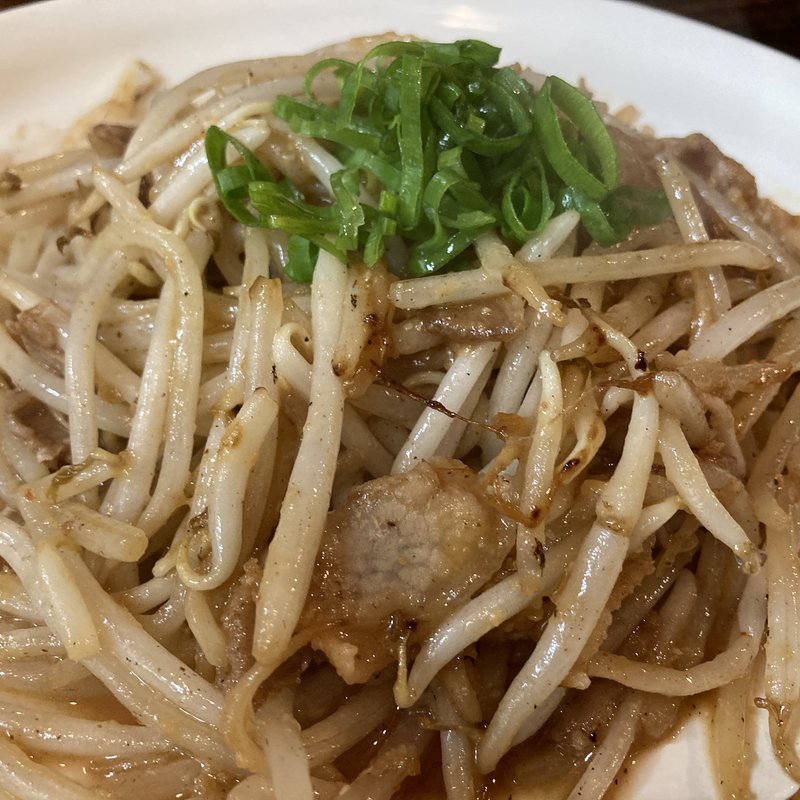 豚もやし炒め(鉄板焼まねき)
