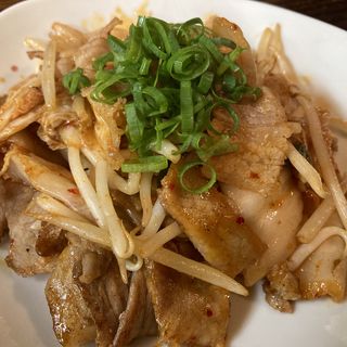豚キムチ炒め(鉄板焼まねき)
