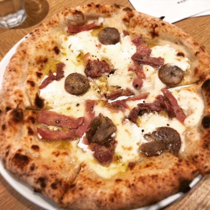 ピッツァ ルスティカ(ピッツェリア・ダ・ガエターノ JRJP博多ビル店)