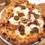 ピッツァ ルスティカ