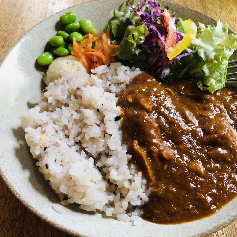 トマトとチキンのカレー(FARO Coffee & Catering)
