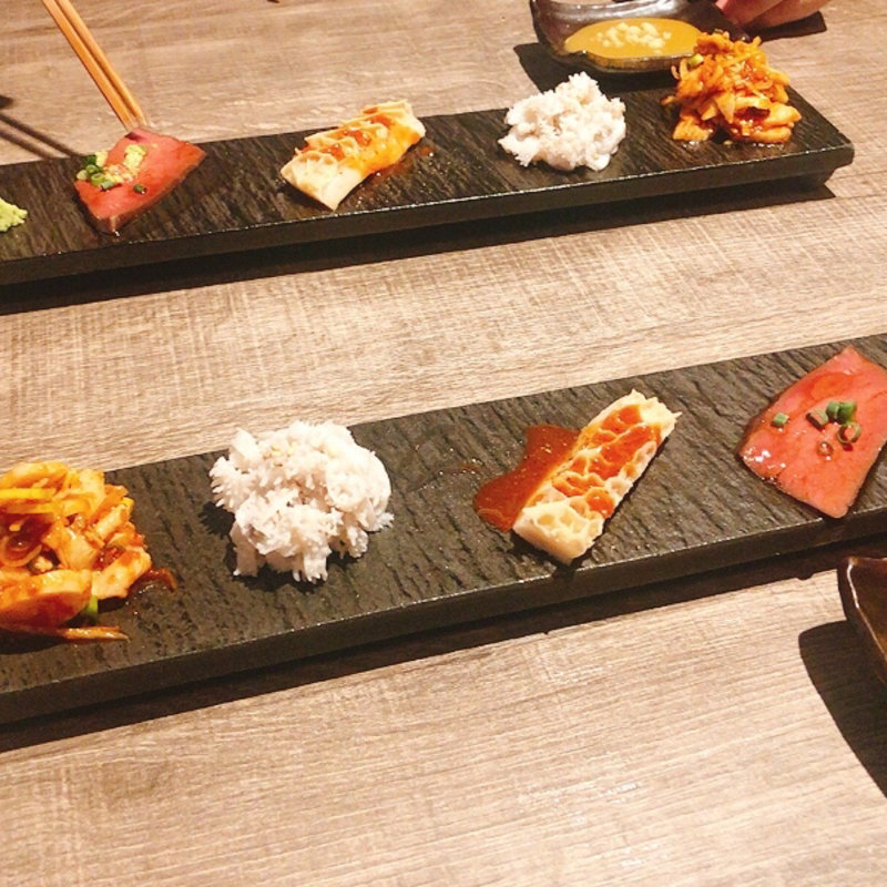 肉の刺身盛り合わせ(にくがとう)