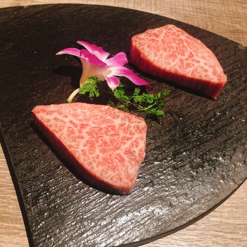 飲める社長ロース(にくがとう)