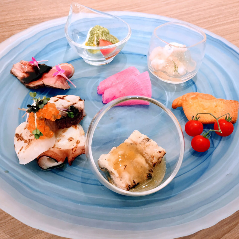 前菜盛り合わせ(ワインと炭焼き fusione )