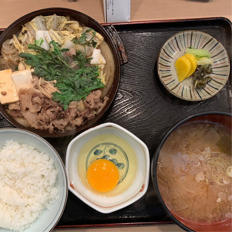 すき焼き定食(割烹 中むら)