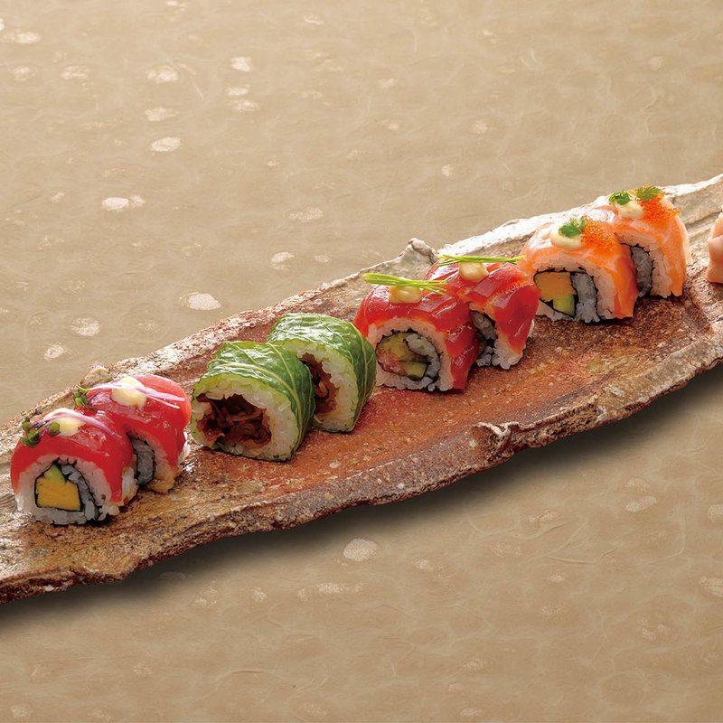 ロール寿司 盛り合わせ(つるとんたん 本町楼)