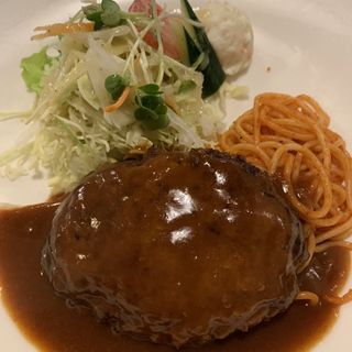 ハンバーグ定食(レストラン ジュラ )