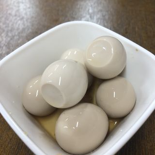 うずらの卵(キラワレ餃子)