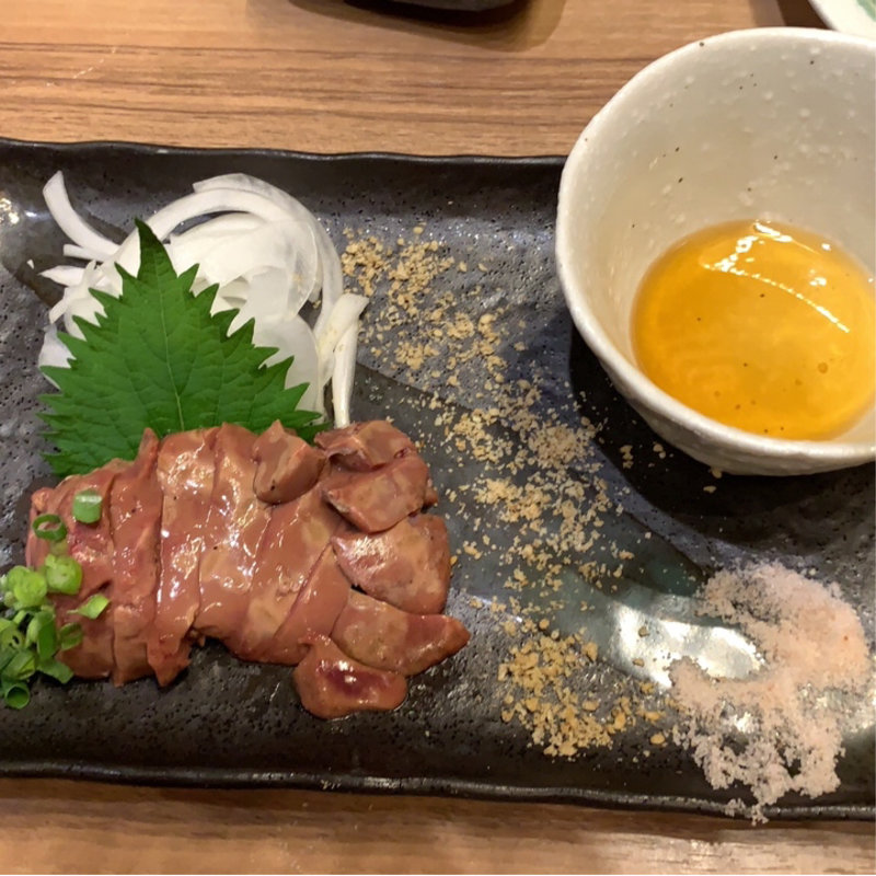 鳥刺し(薩摩きんぐ)