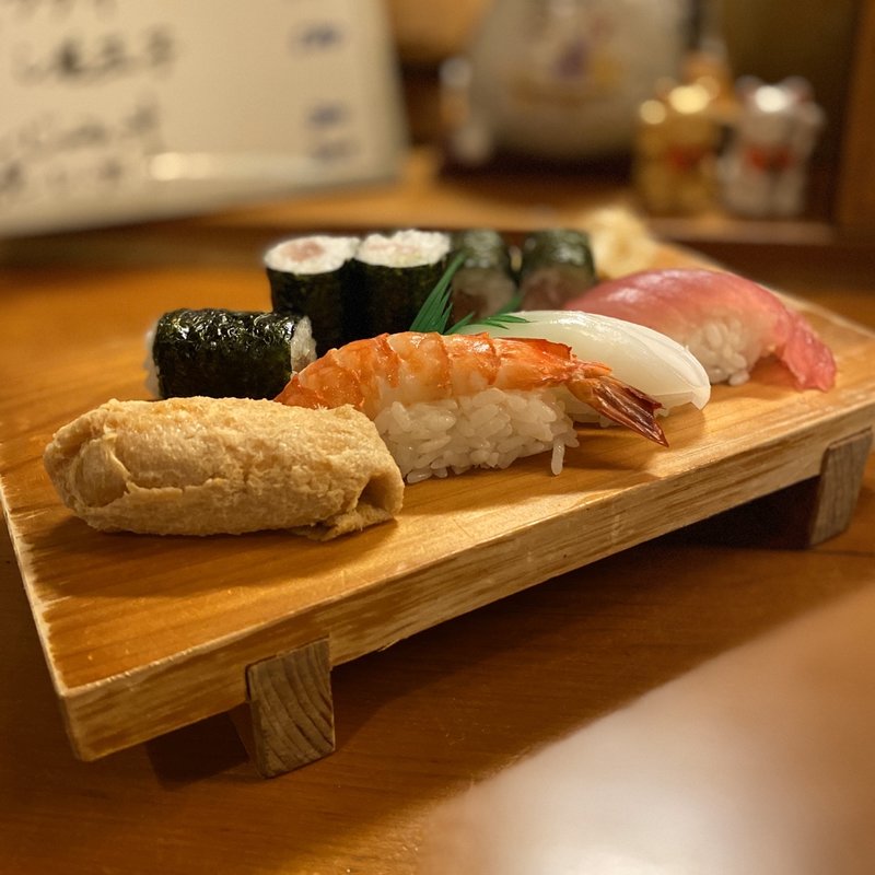 にぎり盛り合せ(城のこし )