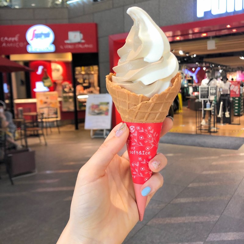 エスプレッソ×バニラ　ミックスソフト(セガフレード・ザネッティ 原宿クエスト店 )