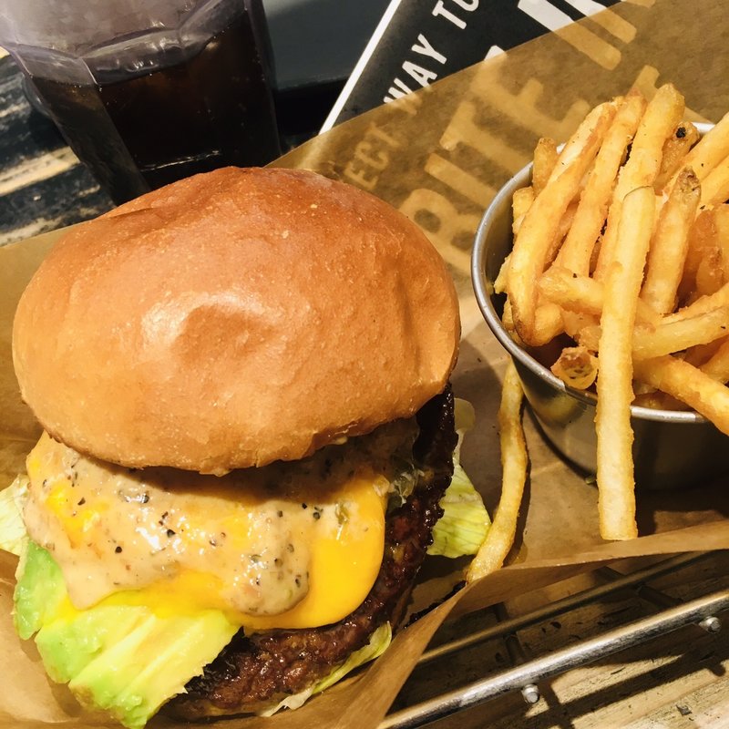 J.Sバーガー(J.S. BURGERS CAFE EXPOCITY店)