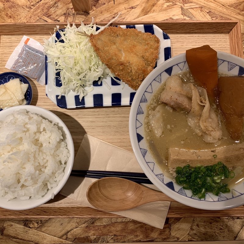ごちとんアジフライ定食セット(ごちとん 下北沢店)