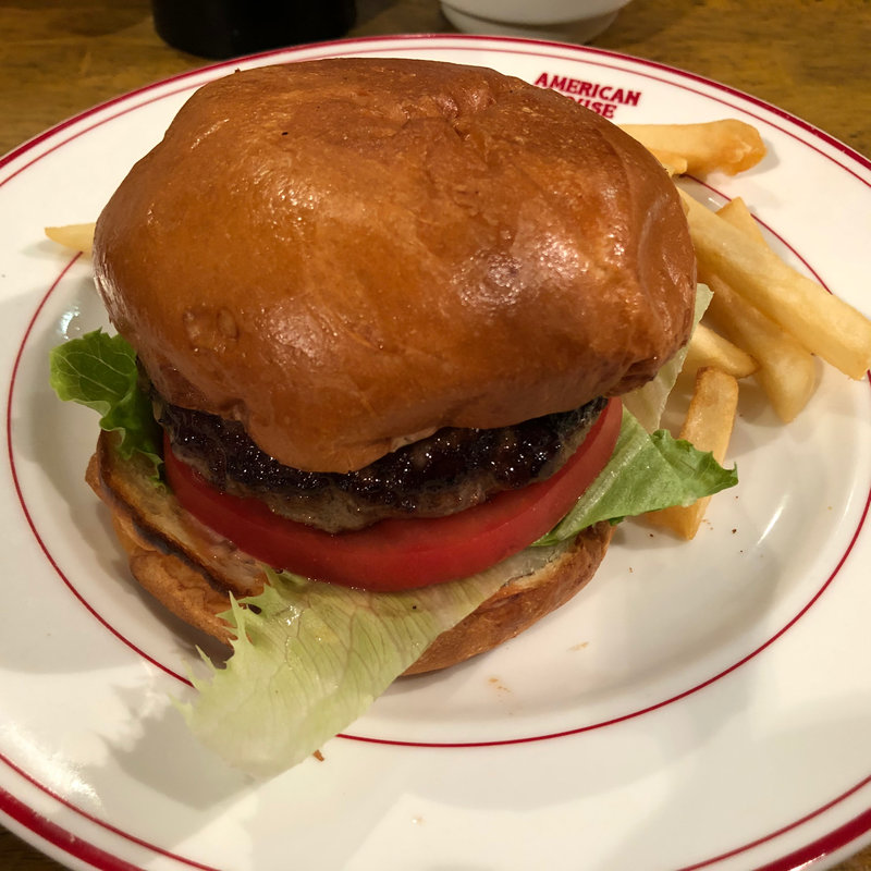アメリカンクラシックバーガー(AMERICAN HOUSE クイーンズスクエア店)