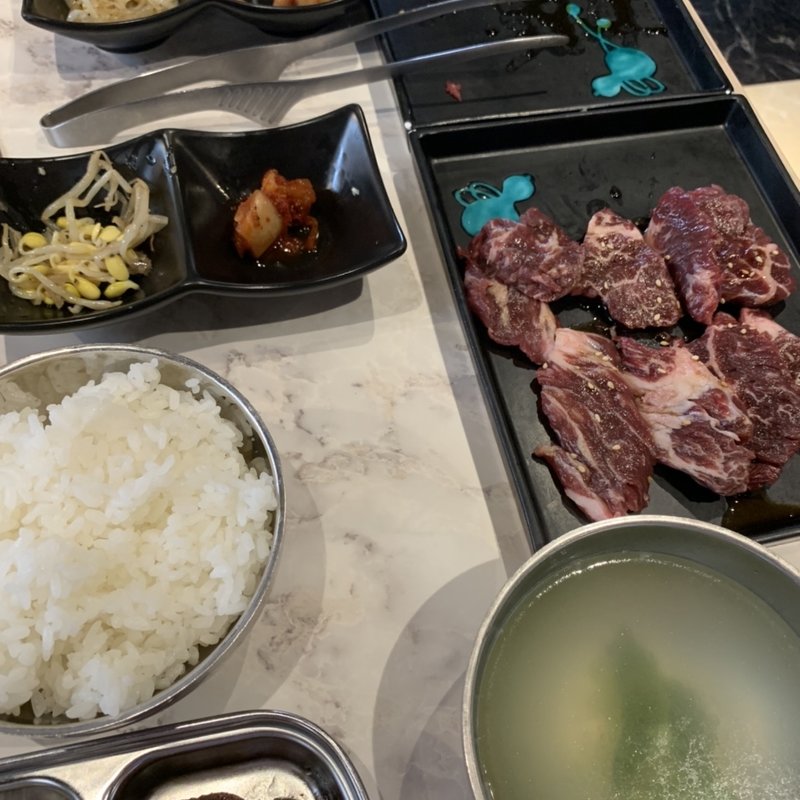 ハラミ定食(黒毛和牛焼肉　新宿肉善)