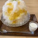 マンゴーみぞれ(かき氷店 ミゾレヤ （shaved ice & cafe mizoreya）)