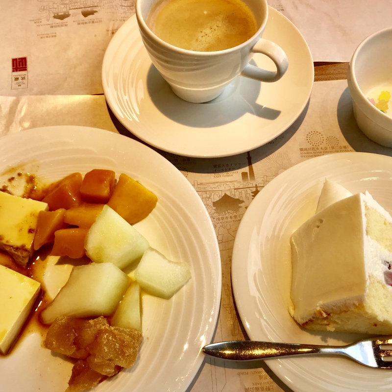 ランチビュッフェ(浅草ビューホテルスカイグリルビュッフェ武蔵)