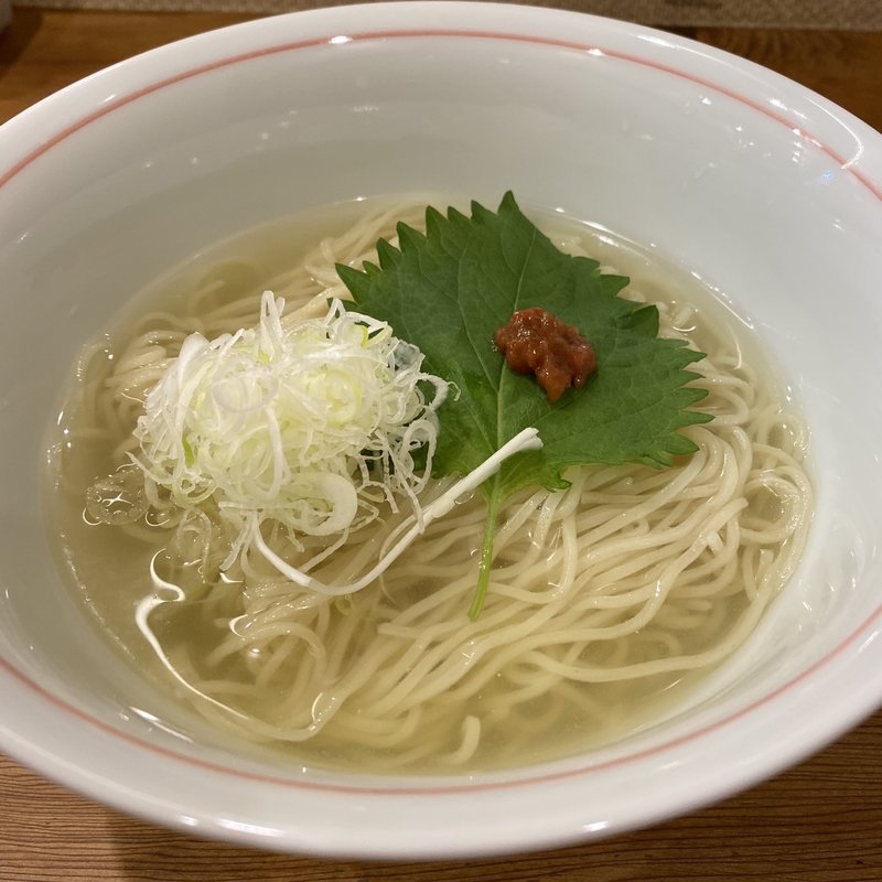 ひやし塩煮干し(別邸三く 豚骨らーめん真真（マシーン）)