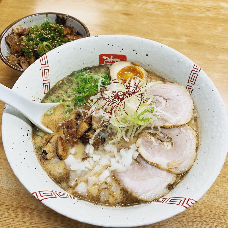醤油ちゃーしゅー麺(らーめん 弥七)