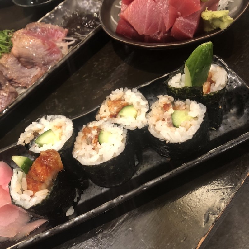 うなきゅう巻(豪快 立ち寿司 難波南海通り店 )