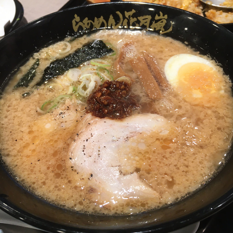 嵐げんこつらあめん(らあめん花月嵐 青山キラー通り店)