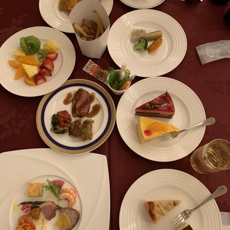 ランチブッフェ(GARDEN TERRACE SAGA )