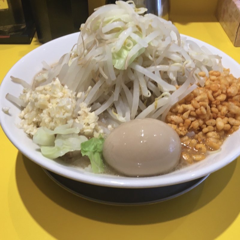 豚玉ラーメン並(ラーメンパンチ)