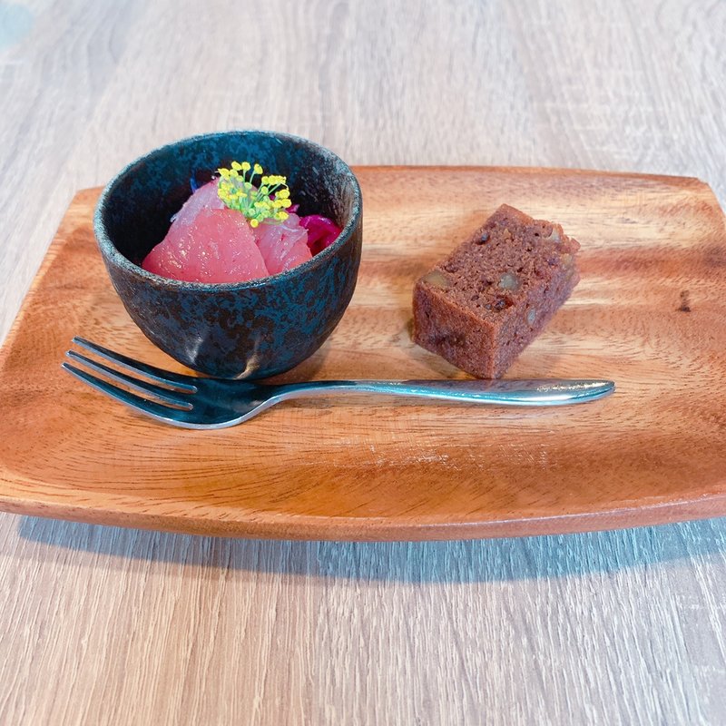 よこわと紫キャベツのラペ(Restaurant FAON)