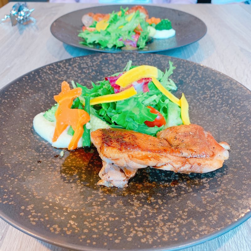 備中高原鶏のソテー(Restaurant FAON)