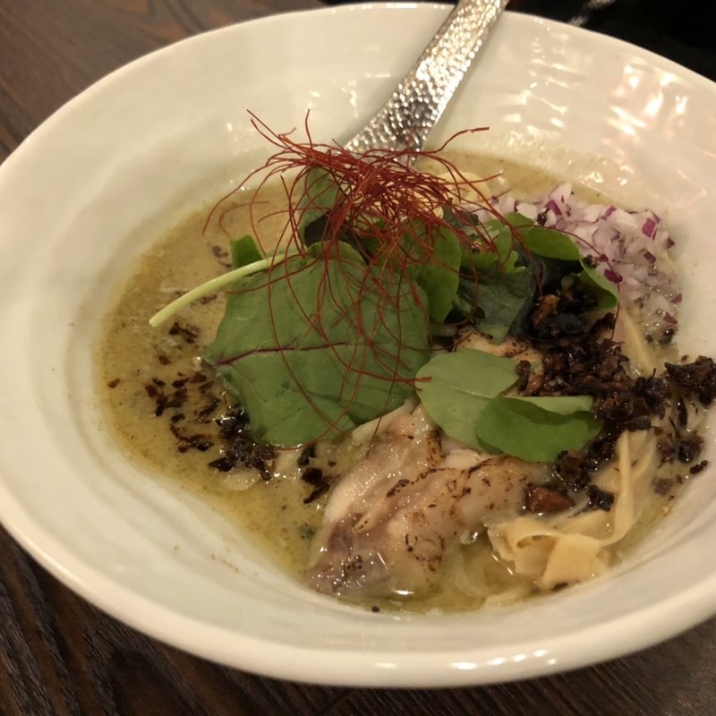 グリーンカレーラーメン(Bassanova Ramen)